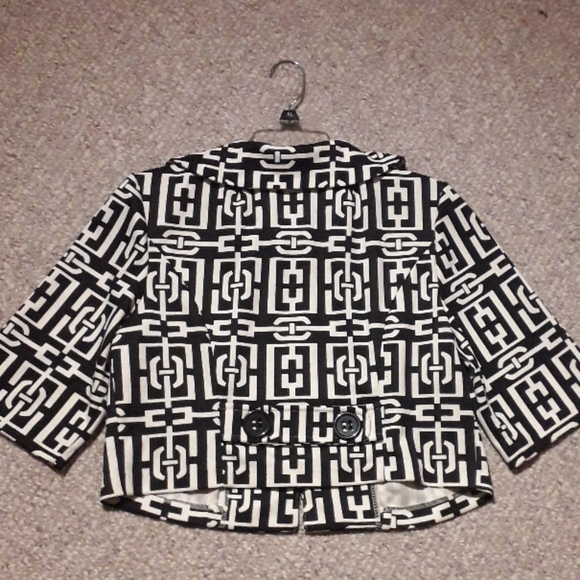 GNW Jacket/Coat - Picture 3 of 5